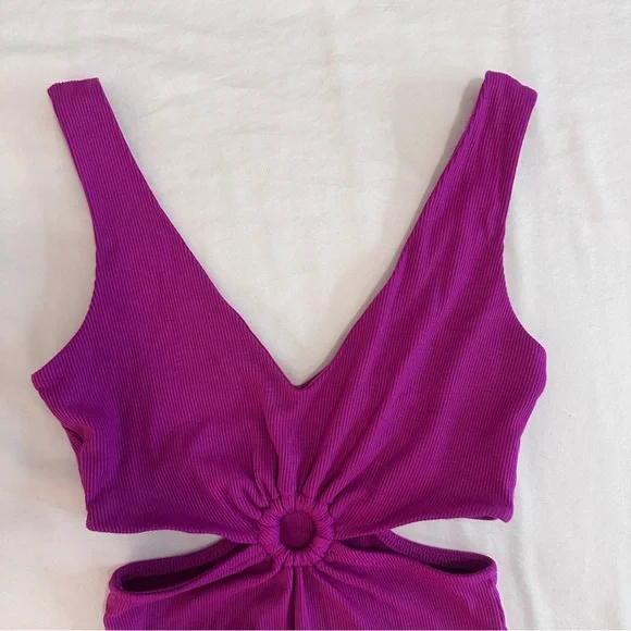 wild fable magenta cut-out bodysuit - Picture 4 of 9